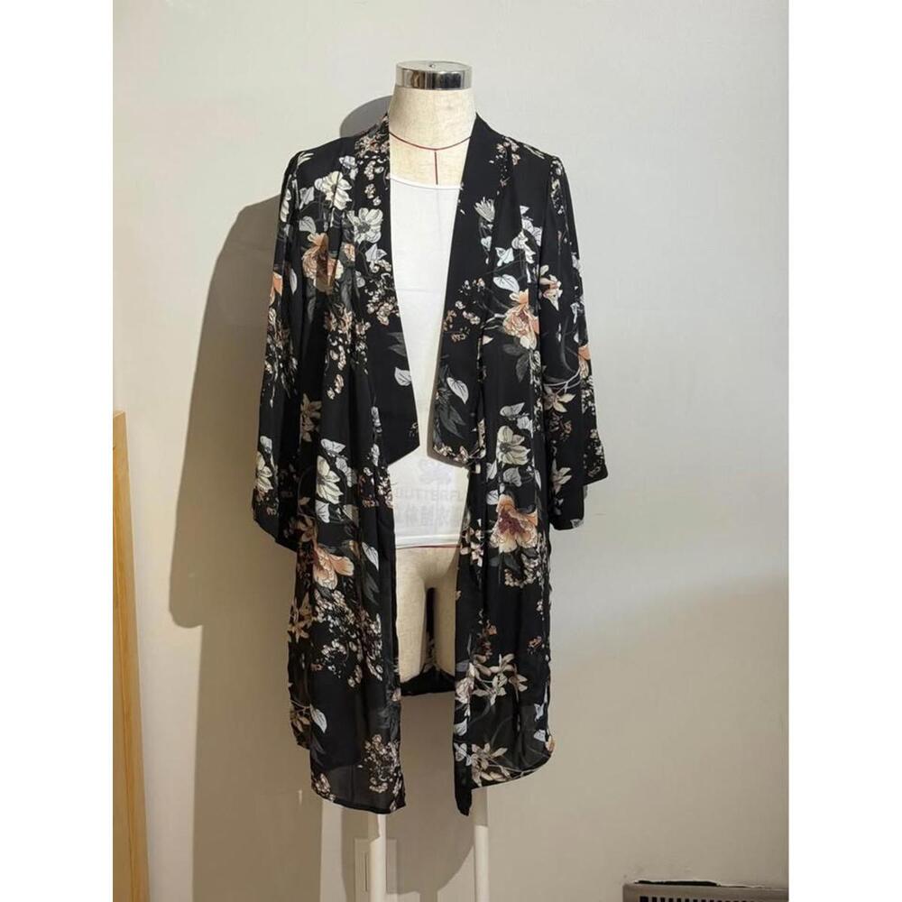 Tahari Floral Kimono‎ Women's S